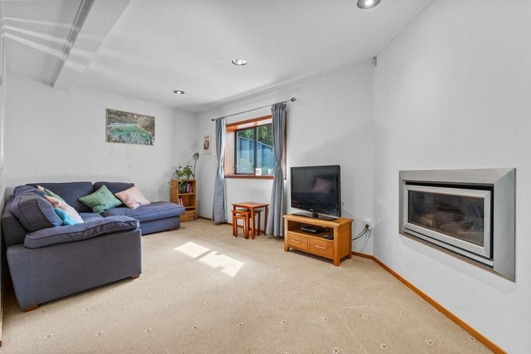 Photo of property in 6a Hart Street, Belleknowes, Dunedin, 9011