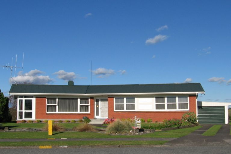 Photo of property in 12 Wavell Place, Putaruru, 3411