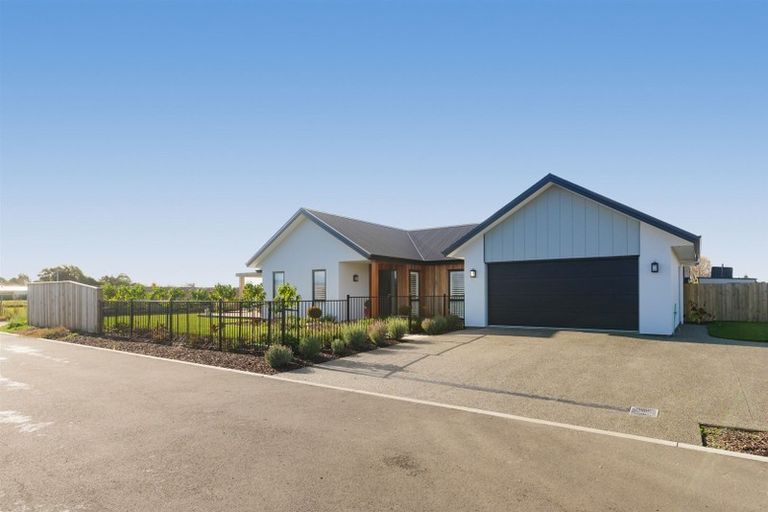 Photo of property in 7 Rana Place, Mapua, 7005