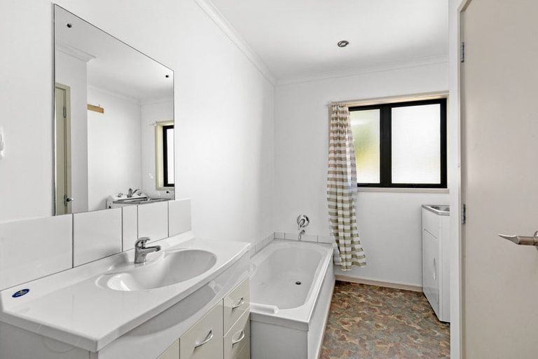 Photo of property in 13a Aronui Road, Bridge Hill, Alexandra, 9320