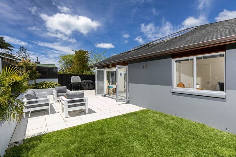 Photo of property in 12 Orne Street, Torbay, Auckland, 0630