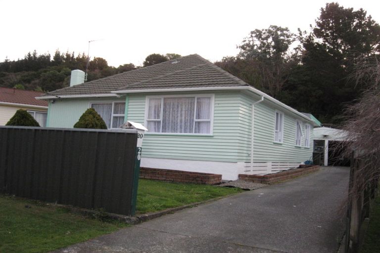Photo of property in 20 Lees Grove, Wainuiomata, Lower Hutt, 5014