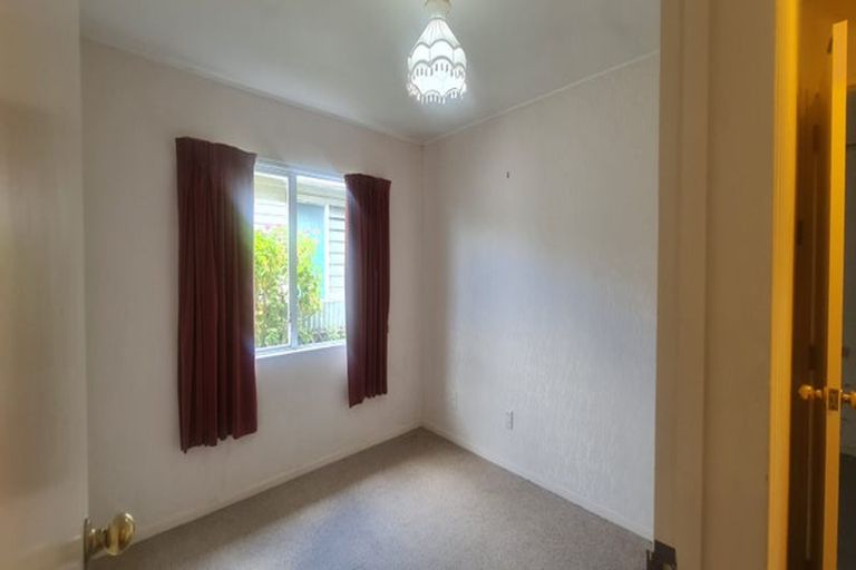 Photo of property in 2/809 Matai Street, Raureka, Hastings, 4120