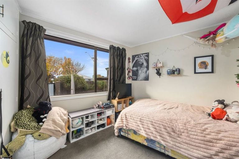 Photo of property in 380 Mairehau Road, Parklands, Christchurch, 8083