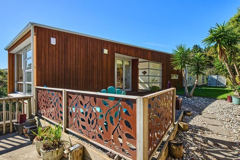 Photo of property in 53 Exploration Way, Whitby, Porirua, 5024