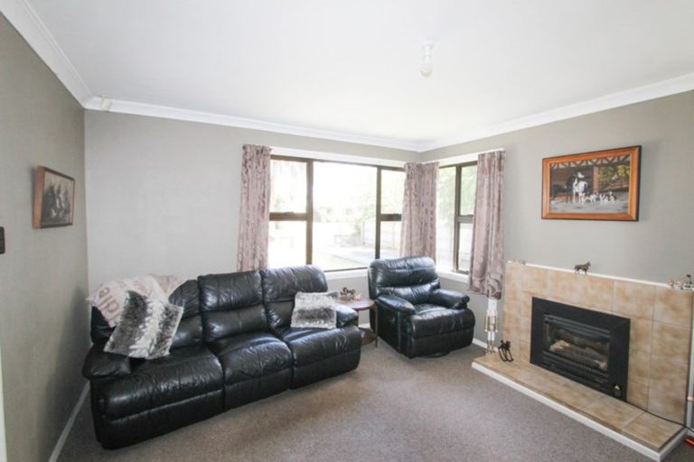 Photo of property in 42 Tararua Street, Pahiatua, 4910