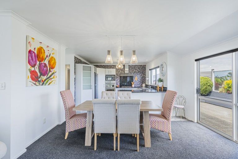 Photo of property in 28a Jules Crescent, Bell Block, New Plymouth, 4312