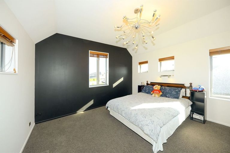 Photo of property in 69 Westpark Drive, Burnside, Christchurch, 8053