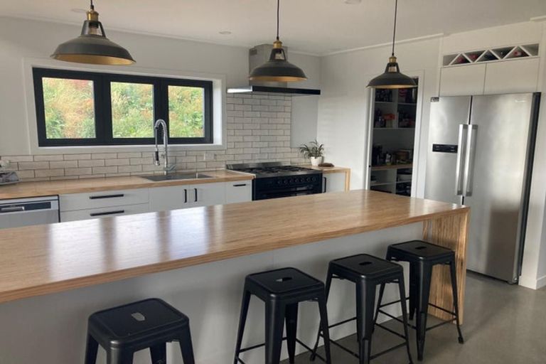 Photo of property in 49 Weld Rd Lwr, Tataraimaka, New Plymouth, 4374