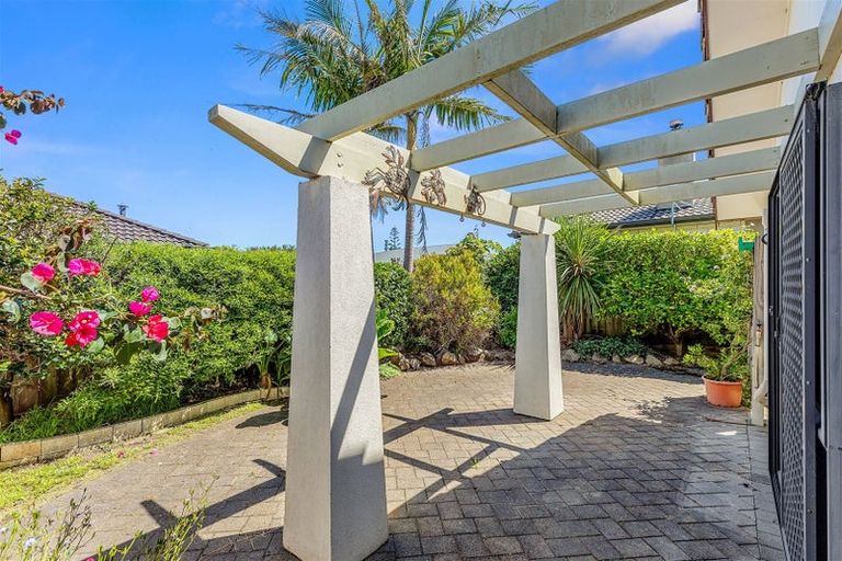 Photo of property in 25 Nautilus Drive, Papamoa Beach, Papamoa, 3118