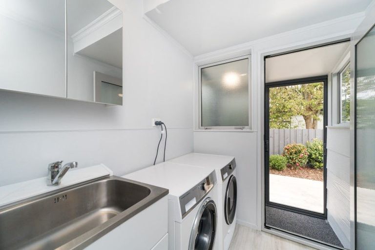 Photo of property in 66 Kaimanawa Street, Kelvin Grove, Palmerston North, 4414