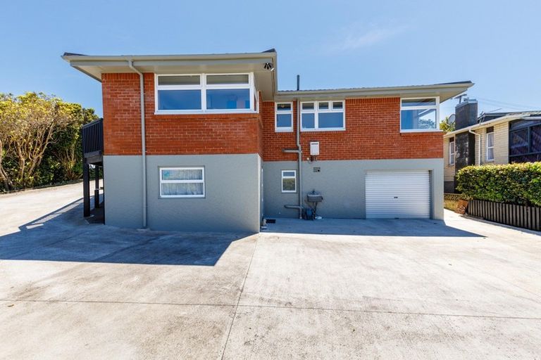 Photo of property in 31 Scott Street, Moturoa, New Plymouth, 4310