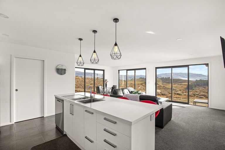 Photo of property in 29 Old Golf Course Road, Bridge Hill, Alexandra, 9320