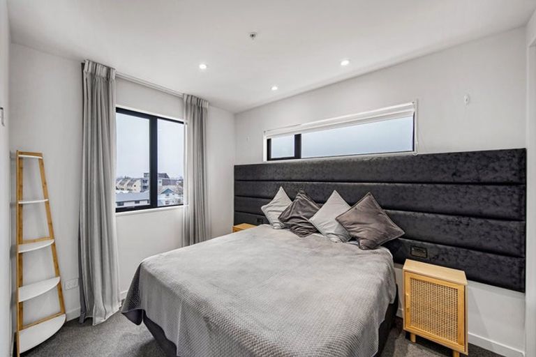 Photo of property in 406/12 Latimer Square, Christchurch Central, Christchurch, 8011