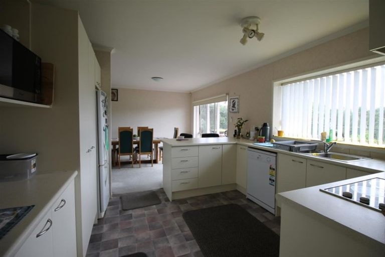 Photo of property in 69 Medvale Avenue, Flat Bush, Auckland, 2019