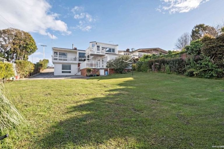 Photo of property in 421 East Coast Road, Mairangi Bay, Auckland, 0630