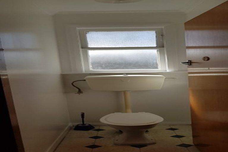 Photo of property in 38 Thatcher Street, Castlecliff, Whanganui, 4501