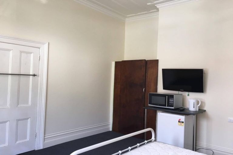 Photo of property in 47 Royal Terrace, Dunedin Central, Dunedin, 9016
