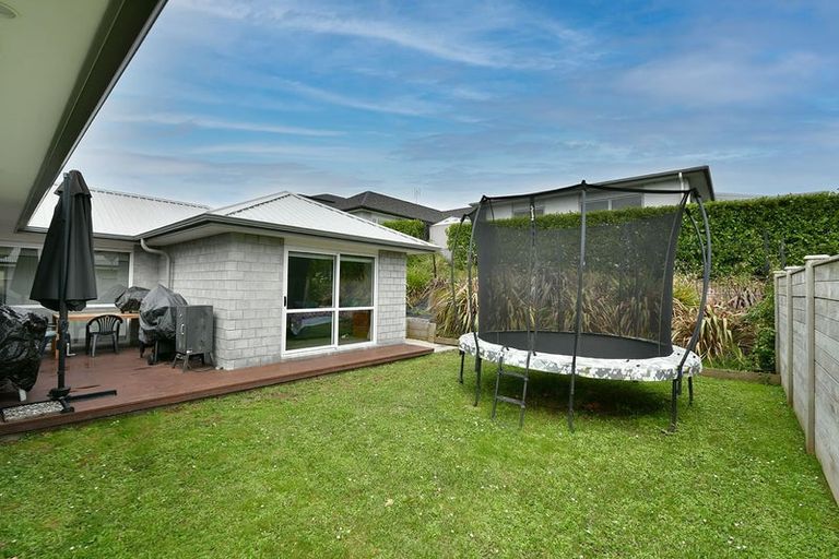 Photo of property in 202 Harris Drive, Silverdale, 0932