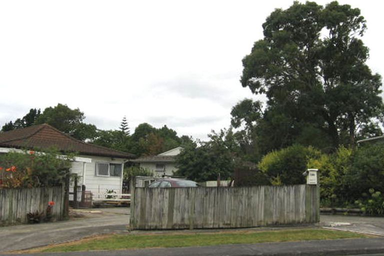 Photo of property in 2/18 Flaxdale Street, Birkdale, Auckland, 0626