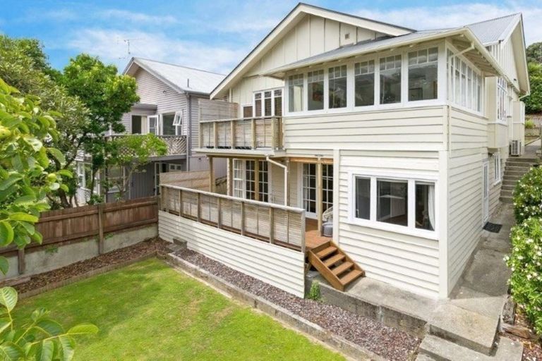Photo of property in 38 Waipapa Road, Hataitai, Wellington, 6021