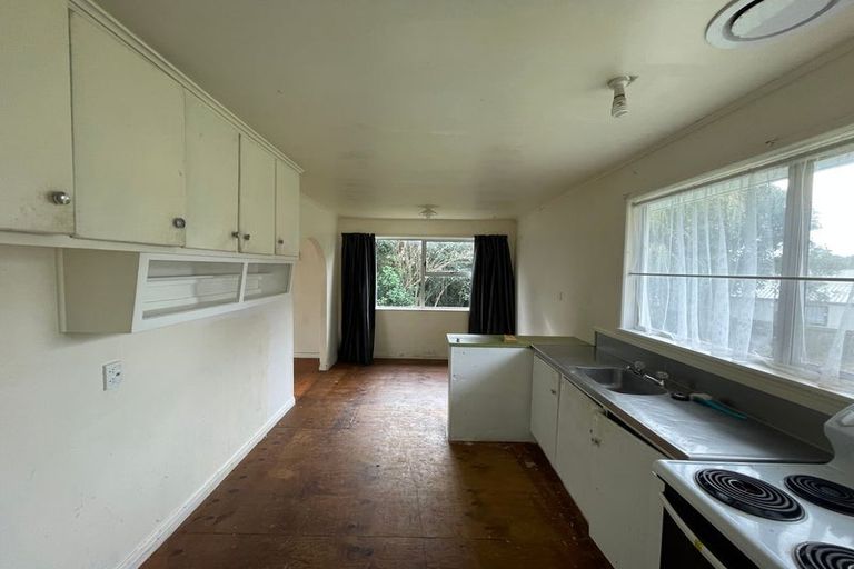 Photo of property in 35 Beeston Crescent, Manurewa, Auckland, 2102