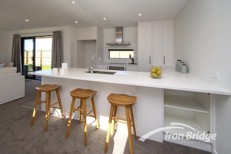 Photo of property in 37 Te Kanawa Lane, Rolleston, 7615