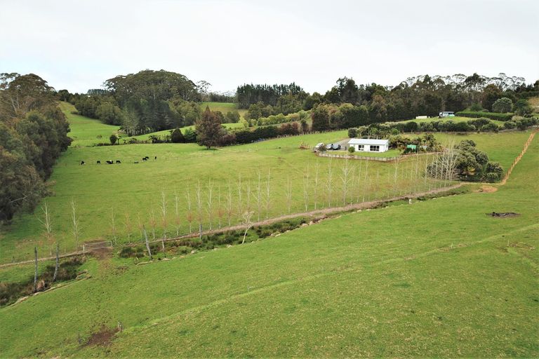 Photo of property in 121d Waimate North Road, Kerikeri, 0293
