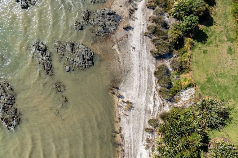 Photo of property in 15 Lancewood Lane, Pahi, Paparoa, 0571