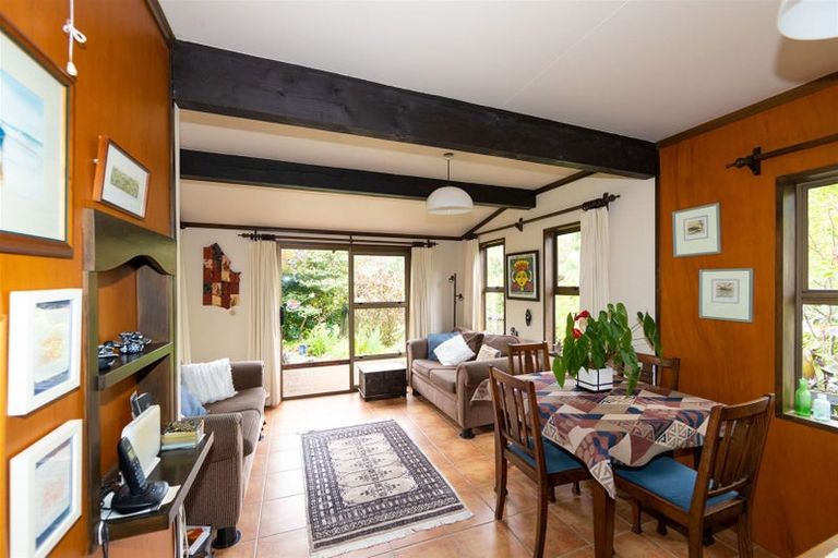 Photo of property in 16 Tokomaru Drive, Havelock North, 4130