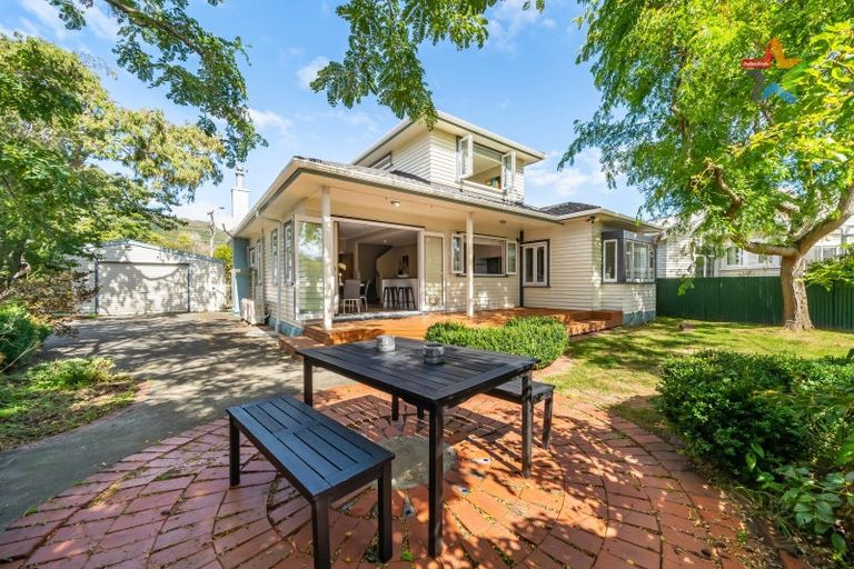 Photo of property in 51 Pohutukawa Street, Woburn, Lower Hutt, 5010