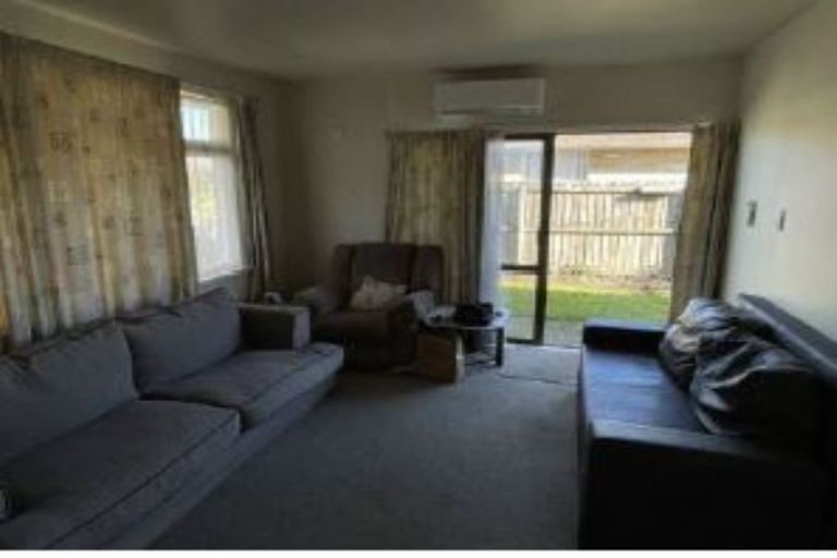Photo of property in 2/271 Woodham Road, Linwood, Christchurch, 8062
