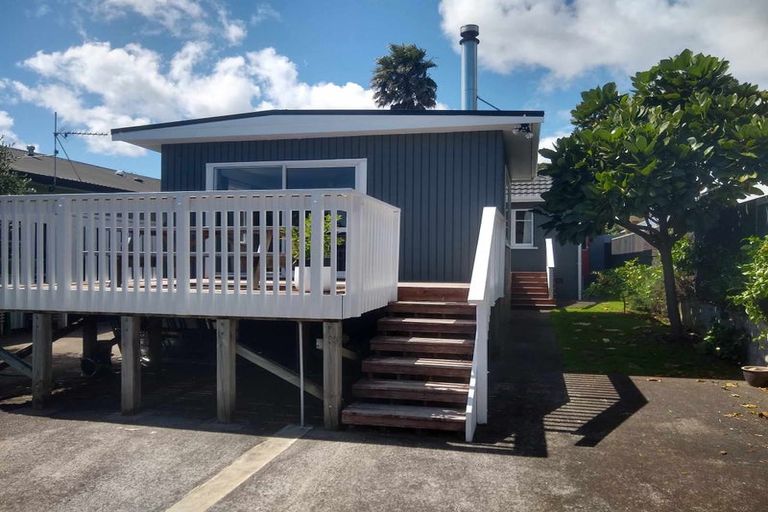 Photo of property in 206 Powderham Street, New Plymouth, 4310