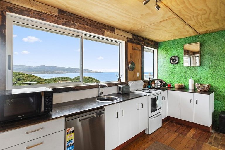 Photo of property in 139 Buckley Road, Southgate, Wellington, 6023