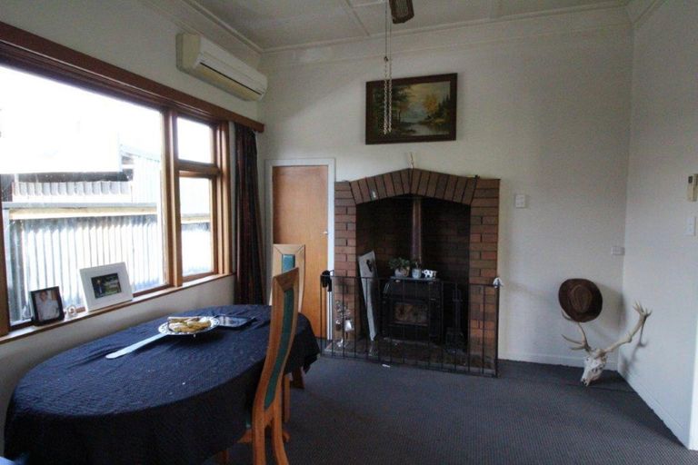 Photo of property in 2 Laura Street, Lumsden, 9730