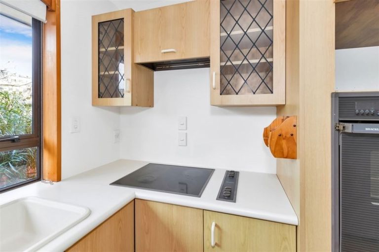 Photo of property in 2/11 Rossiter Avenue, Redwood, Christchurch, 8051