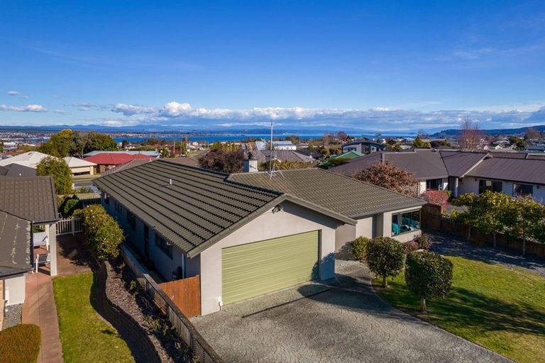 Photo of property in 23 Acacia Bay Road, Nukuhau, Taupo, 3330