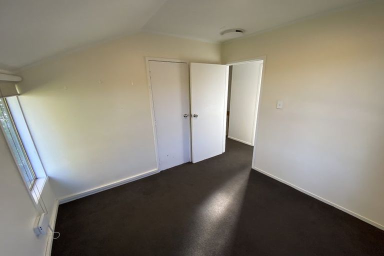 Photo of property in 1/19 Tree View Avenue, Glenfield, Auckland, 0629