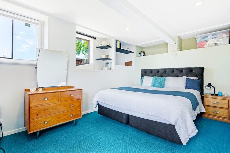 Photo of property in 22 Redwood Drive, Massey, Auckland, 0614