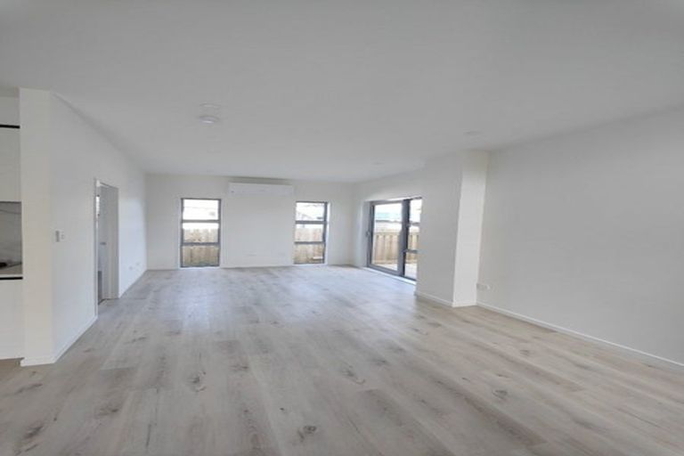 Photo of property in 29b Lyren Place, Half Moon Bay, Auckland, 2012