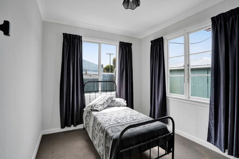 Photo of property in 19a Grey Street, Waitara, 4320