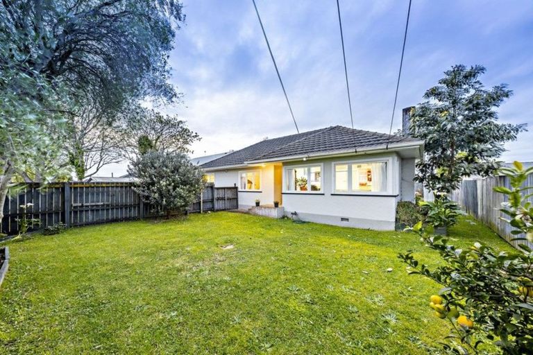 Photo of property in 56 Willis Road, Papakura, 2110