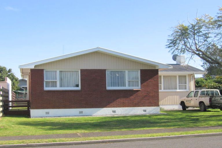 Photo of property in 5 Epsom Road, Mount Maunganui, 3116