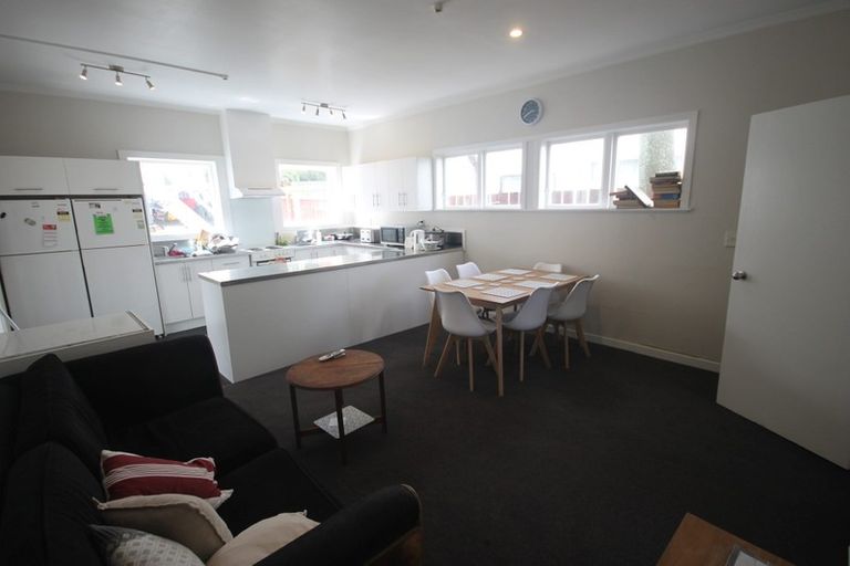 Photo of property in 75 Constable Street, Newtown, Wellington, 6021