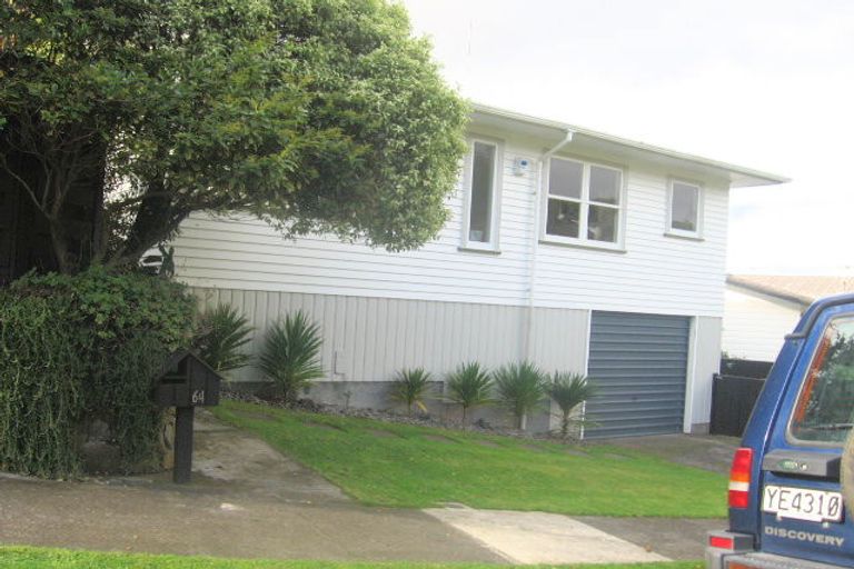 Photo of property in 64 Harbour View Road, Harbour View, Lower Hutt, 5010