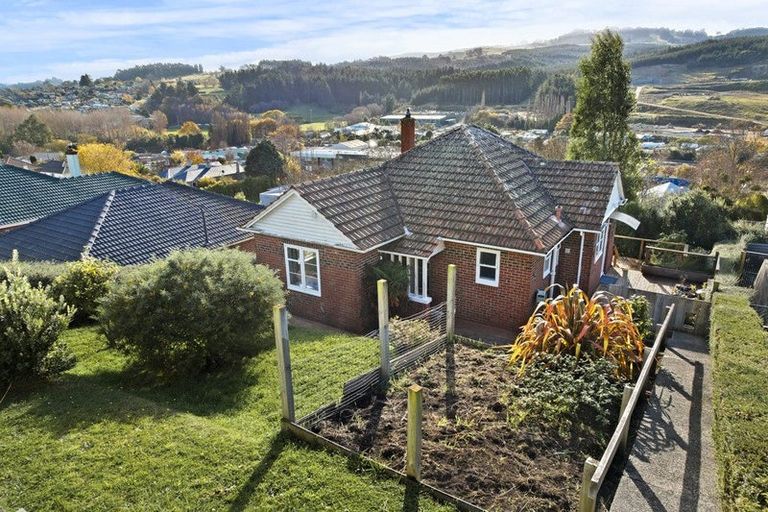 Photo of property in 14 Scotland Terrace, Green Island, Dunedin, 9018