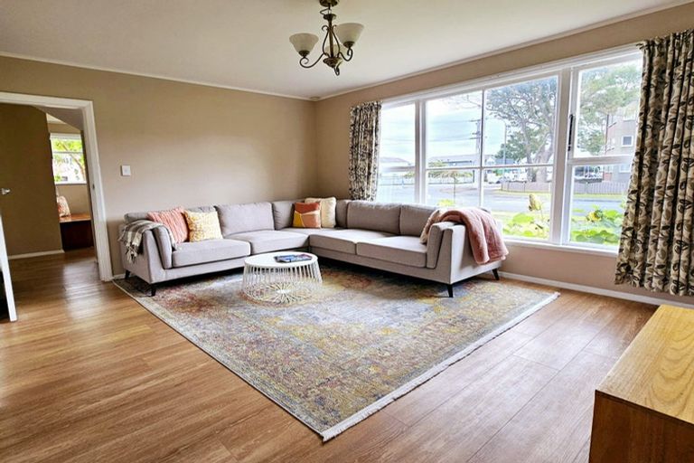 Photo of property in 83 Godley Street, Waiwhetu, Lower Hutt, 5010