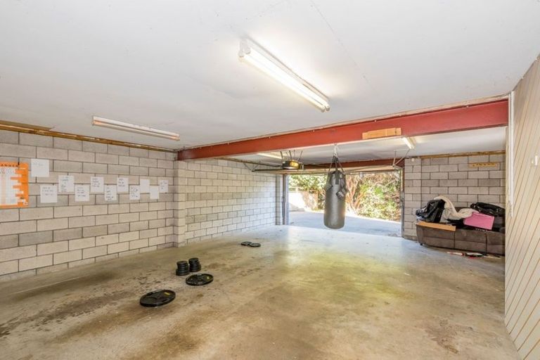 Photo of property in 19 Kainui Road, Raumati South, Paraparaumu, 5032