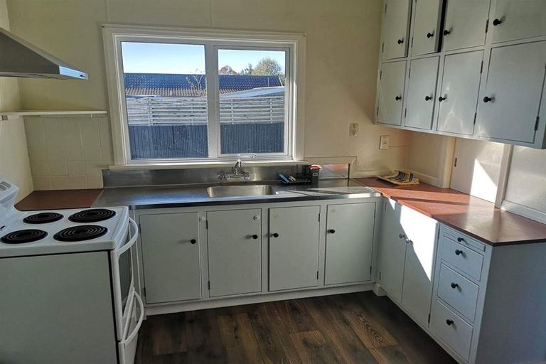 Photo of property in 2/125 Tipahi Street, Nelson South, Nelson, 7010