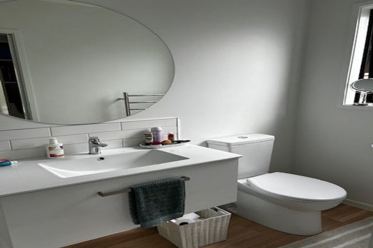 Photo of property in 64 Muster Road, Jacks Point, 9371